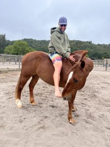 Jonathan Harmse - Riding bikes and horses